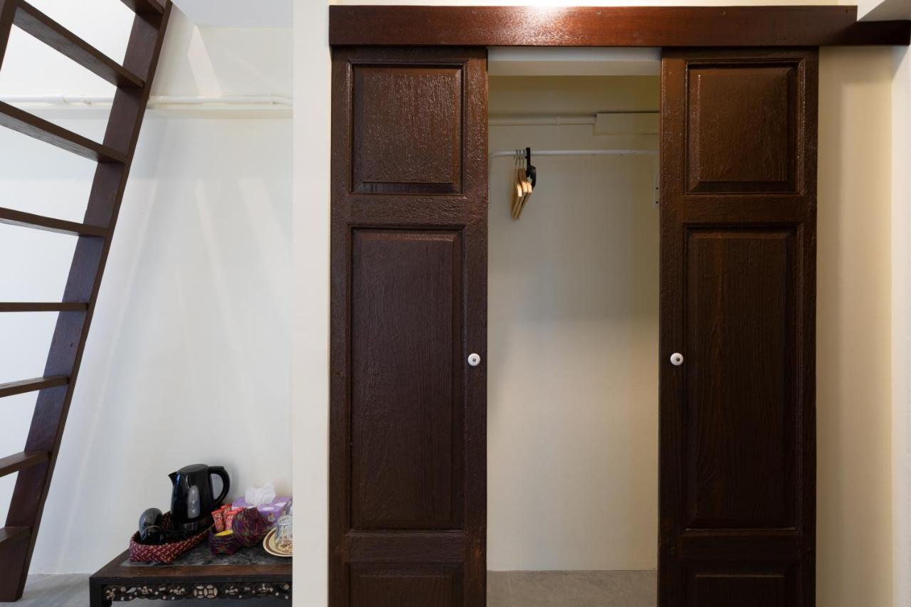 Baan Boon Bed & Breakfast Bangkok Luaran gambar